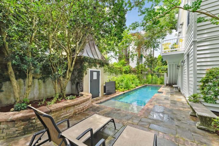 Serene Cottage With Beautiful Garden And Heated Pool Чарлстон Екстер'єр фото
