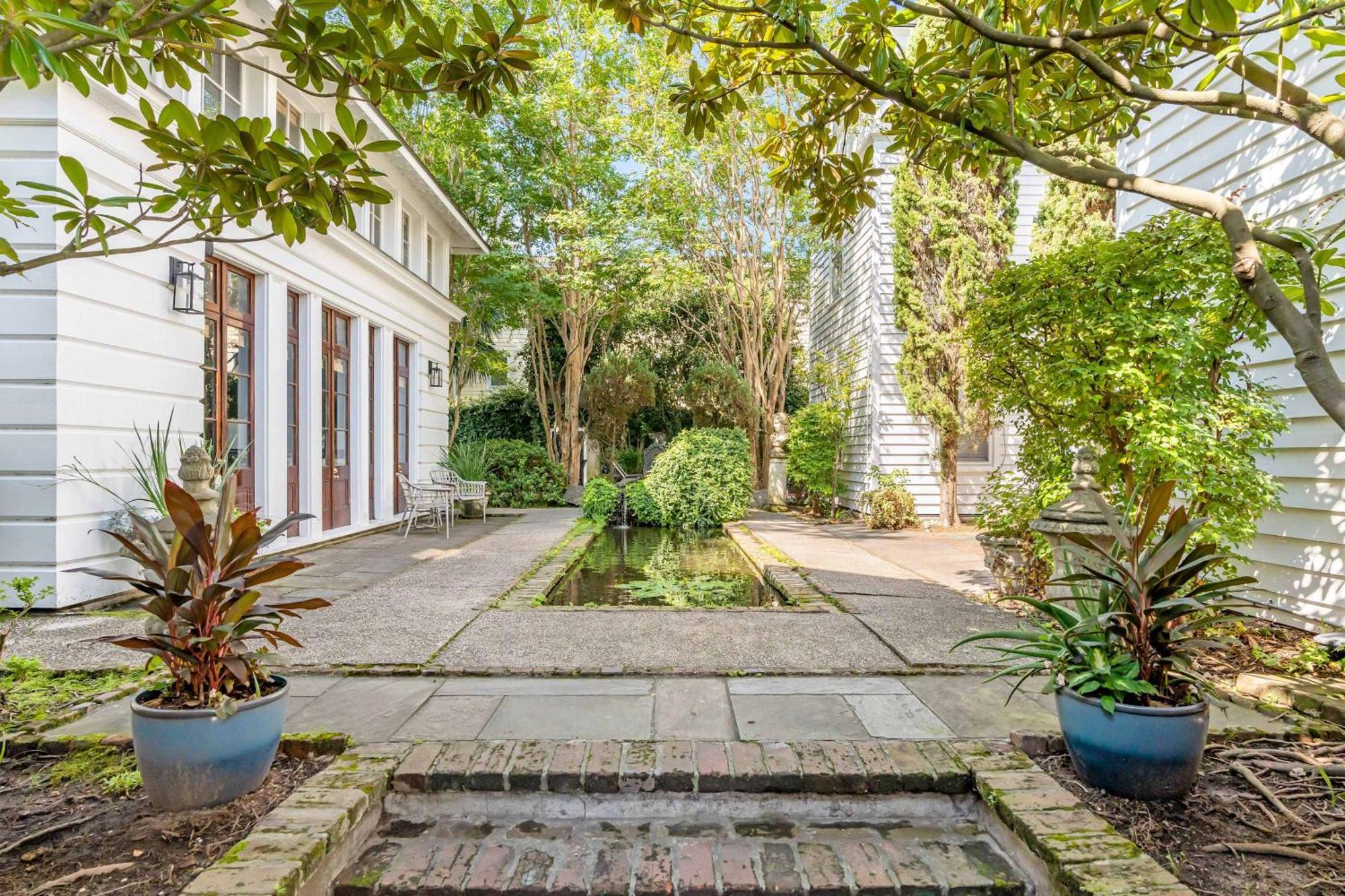 Serene Cottage With Beautiful Garden And Heated Pool Чарлстон Екстер'єр фото